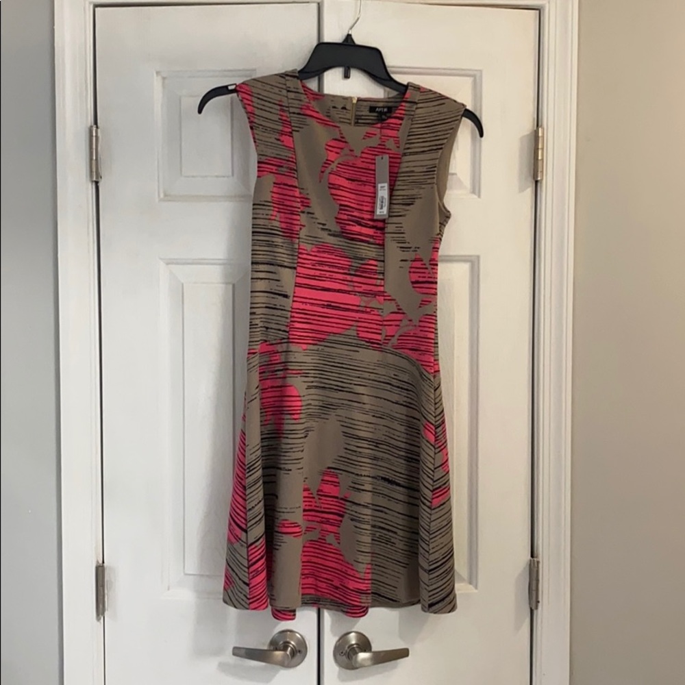 Apt. 9 taupe pink sleeveless dress XS New with Tag